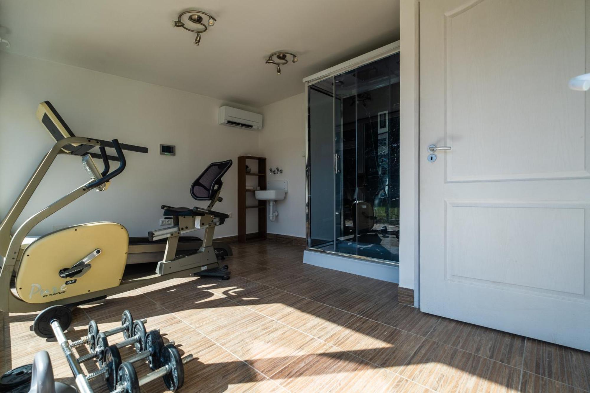 בודפשט Giovanni'S Airport House מראה חיצוני תמונה