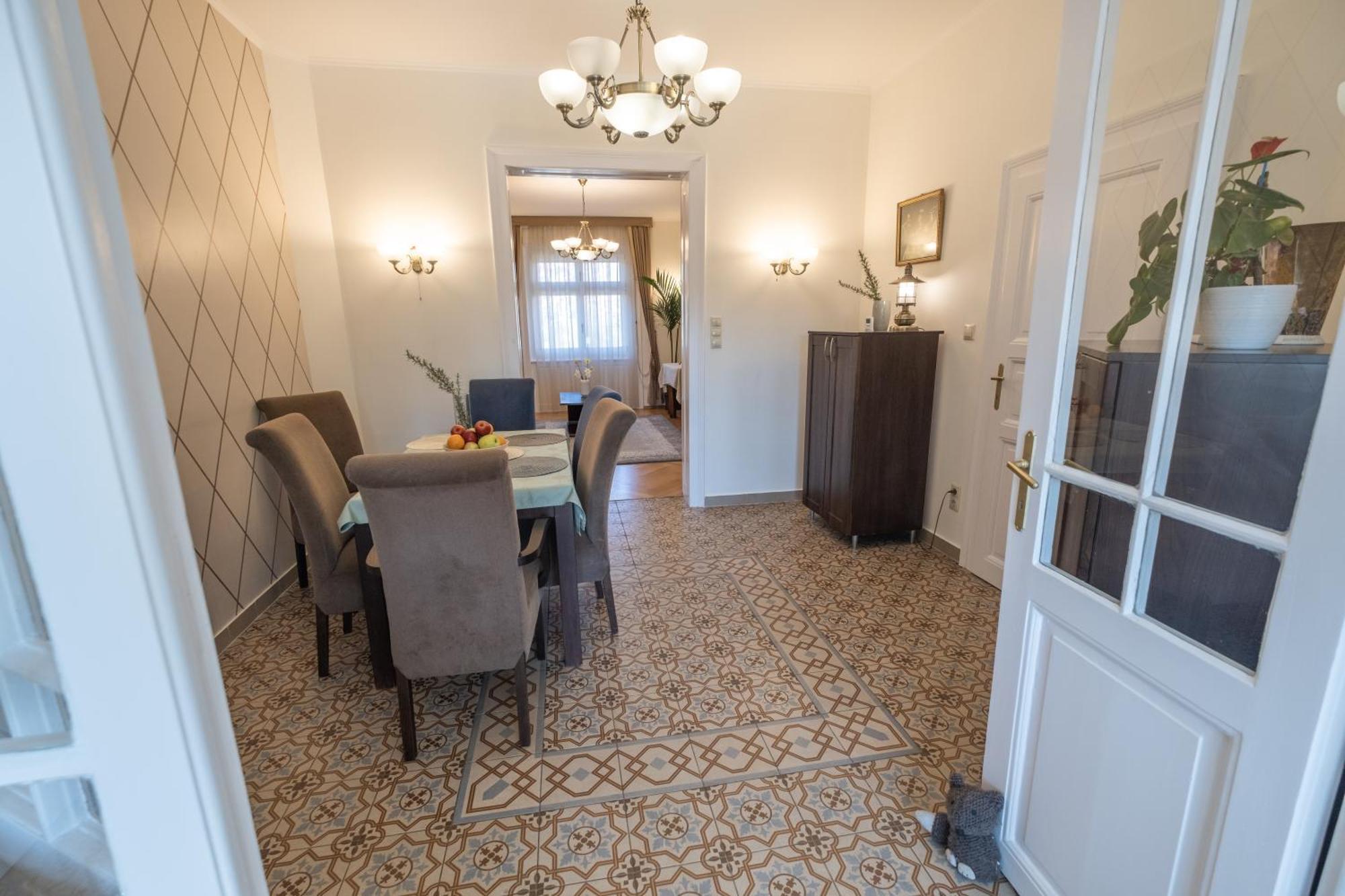 בודפשט Giovanni'S Airport House מראה חיצוני תמונה